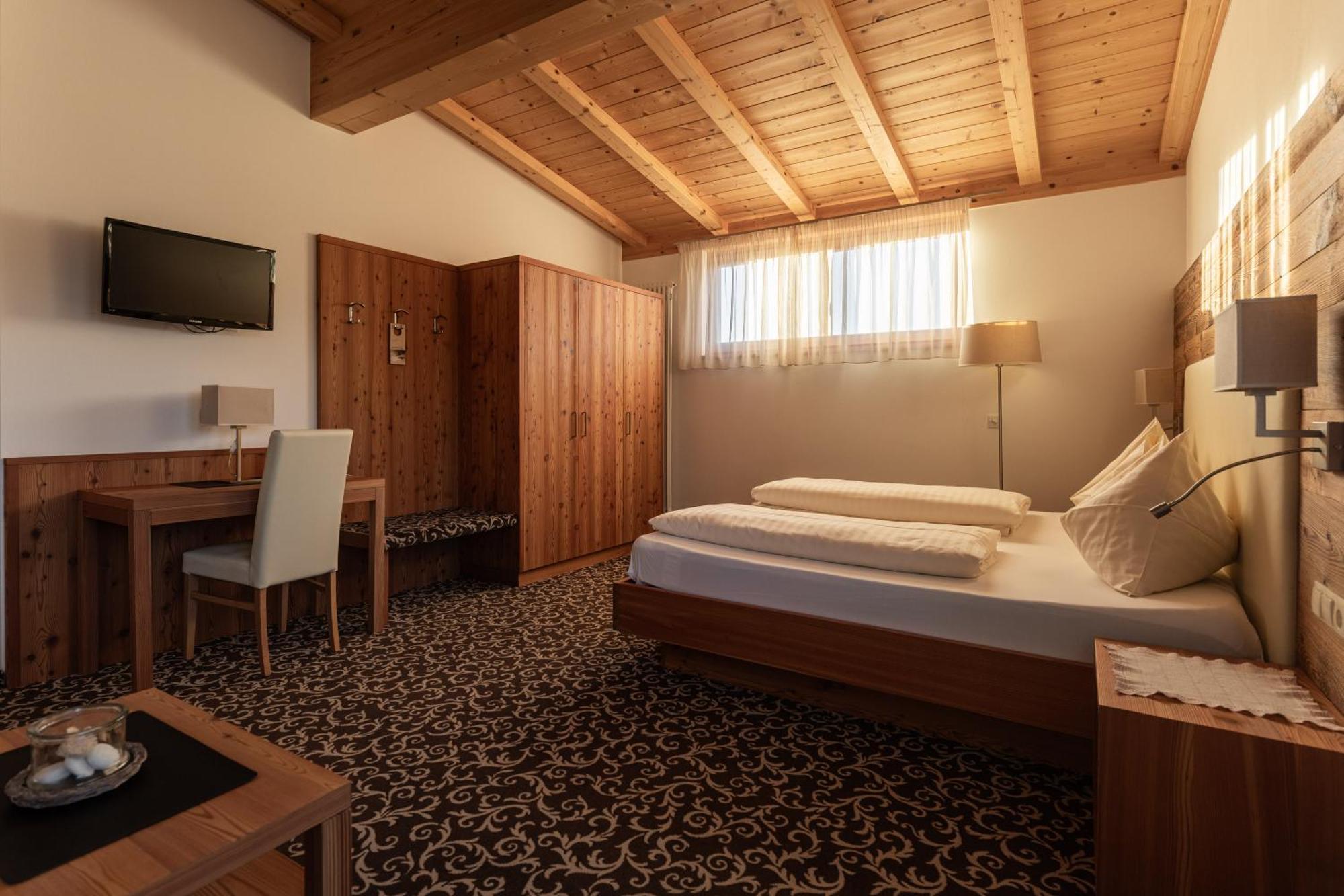 Garni Jasmin Bed & Breakfast Castelrotto Eksteriør bilde